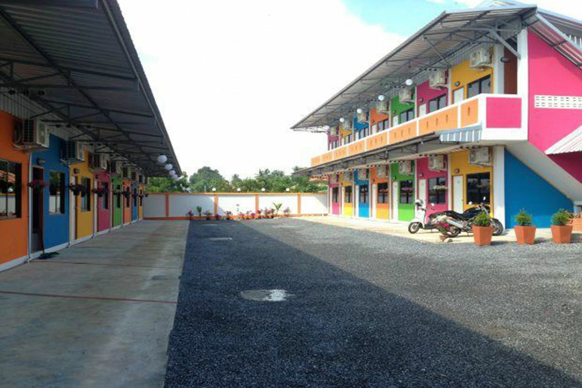 Hotel Mee Rak Vintage Bang Sare Exterior foto